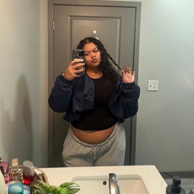 Kylee_Fulsom's profile picture. spoiler: I’m dramatic // ravens enthusiast 💜🎱