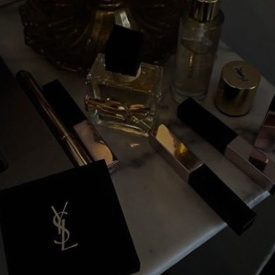 fe74ust's profile picture. 1.54 piskopat mit locken