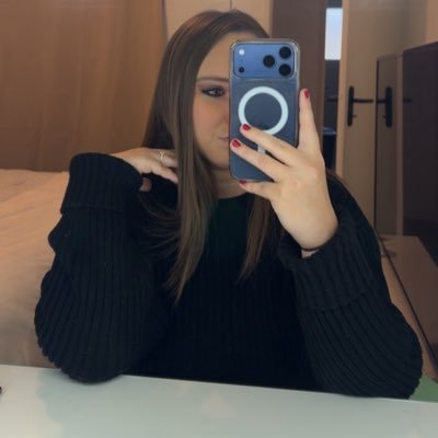 ccbrnn's profile picture. 18 🌙- Lille - Valence