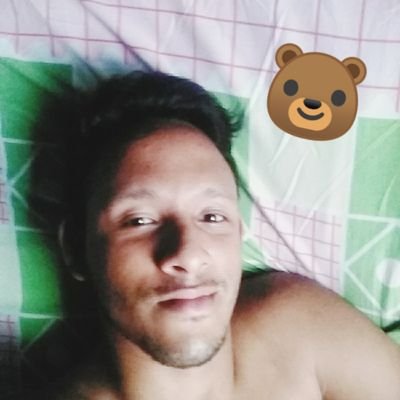 OsocazadorHy's profile picture. ♎| Libras
♂️ | Soy bisexual
🍆🍑 | Versátil más activo 
🔥 | Busco conocer amigas con derechos y Trío