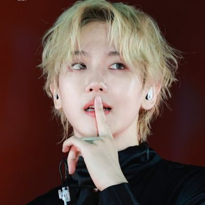 glazelillieth's profile picture. 🍓🍒 EX9 | Baekhyun’s voice is my therapy | When hard time comes, remember the beautiful us -kjm