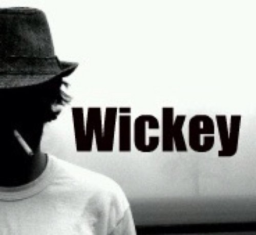 xWickey's profile picture. 160 characters can't describe me v,v .. What you should to know that I adore my angel @Meni_Dan , my SoulMate @Frowz_ , Twin'a @xMiickey & My Life @Shrerowh..♊♡