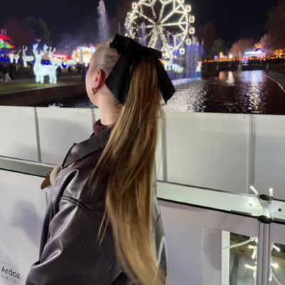 adriesc1234's profile picture. busco esclavo serio que obedezca mis órdenes, muy caprichosa ¿ podrás conmigo ? 💸👠 tributo inicial: 15€