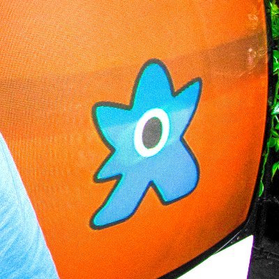 RamonPang's profile picture. ◉ experimental music is for everyone ◎ running @tabularasarcrds ◉ sunlight to the underground ◎ he/him ◉ la / ph 🇺🇸🇵🇭