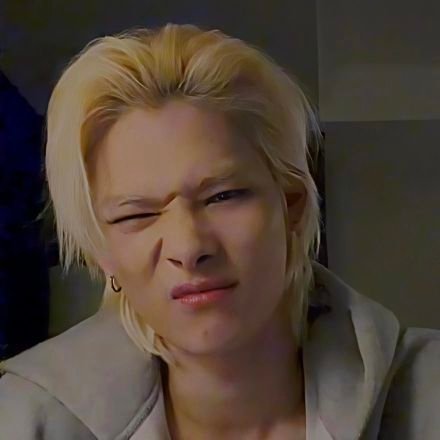 _aesbns's profile picture. buying, selling, and trading acc ˚⋆˚ᯓᡣ𐭩𐙚 #ai_thankyou ೀ ࣪