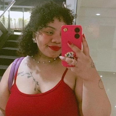 lalala_wolf's profile picture. professora  concursada