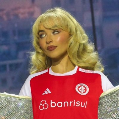 MenorTeteia's profile picture. 😐