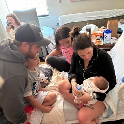 Brock45bentley3's profile picture. Feeding cattle and farming in the Midwest.