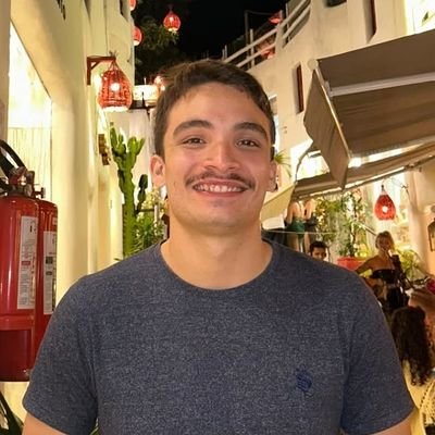 TobRibeiro's profile picture. Apenas um futuro jornalista dando suas opiniões controversas!