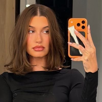 jileyonelove's profile picture. Since 2009 •
JB • HB • JBB

fan account / SP