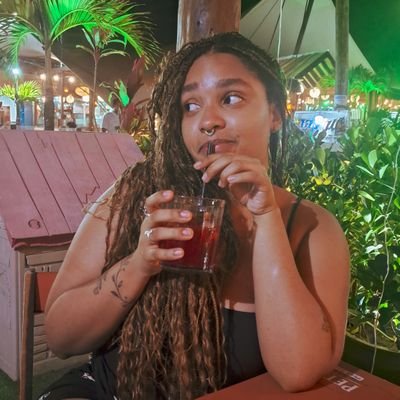 alauaras's profile picture. jornalista musical, mas não só