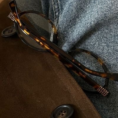 nOomiese's profile picture. 