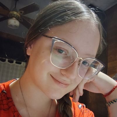 4yluu_1306's profile picture. Puro BTS y el resto nada tiene sentido ✨