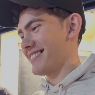 brinnsgallery's profile picture. Artist that draws what inspires her ♥️ Met Joe: 9/17/25 Met Kit: 9/26/24