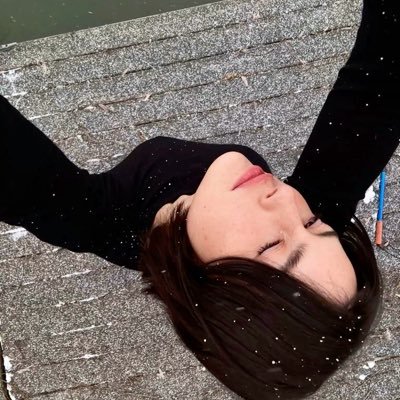 abramsanymore's profile picture. folklore enthusiast & #1 difficult stan🖤 ᯓ★ | chronic tv and film watcher⋆.𐙚 ̊