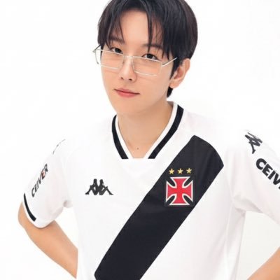 itexoloey's profile picture. 𝙴𝚡𝚘 𝚒𝚗 𝚑𝚎𝚊𝚟𝚎𝚗, 𝙴𝚡𝚘 𝚘𝚗 𝚎𝚊𝚛𝚝𝚑 / 𝙾𝚝𝟿 ☭︎ ♈︎