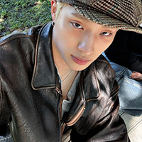 YK01H's profile picture. · owner of ɑ 𝓈weet voice, cɑnɑdiɑn boy — tɑkes you to 🐺 ɑ different vibe, 윤.