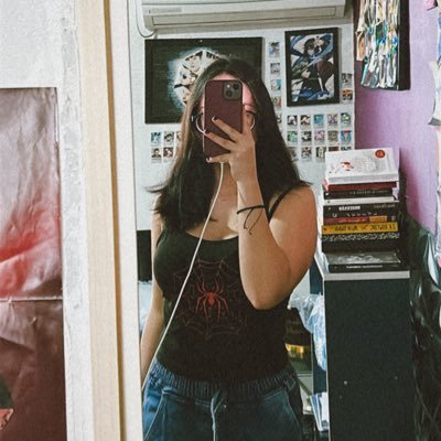 CarolinaElois10's profile picture. -: ✧ :-゜20y otp7 army