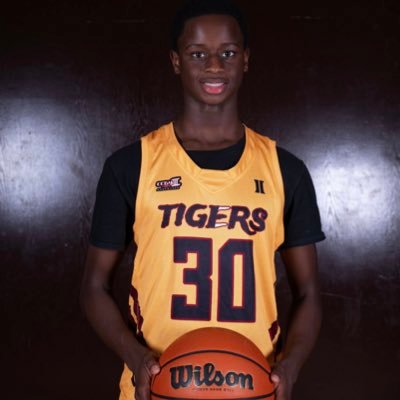 abdullahsylla30's profile picture. 6’2 | SG | Class of 2026 |School: Norman Thomas | Instagram: dullayy_fr | abdullahsylla0@gmail.com | Number: 3476983284 | 39% 3pt%