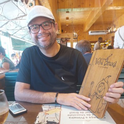 Sil7Diogo's profile picture. “Corinthians, o grito sufocado de um povo.O grito do fundo do coração de um torcedor. Doce mistério da vida esse Corinthians”. (Osmar Santos-Final 1977)🖤🤍