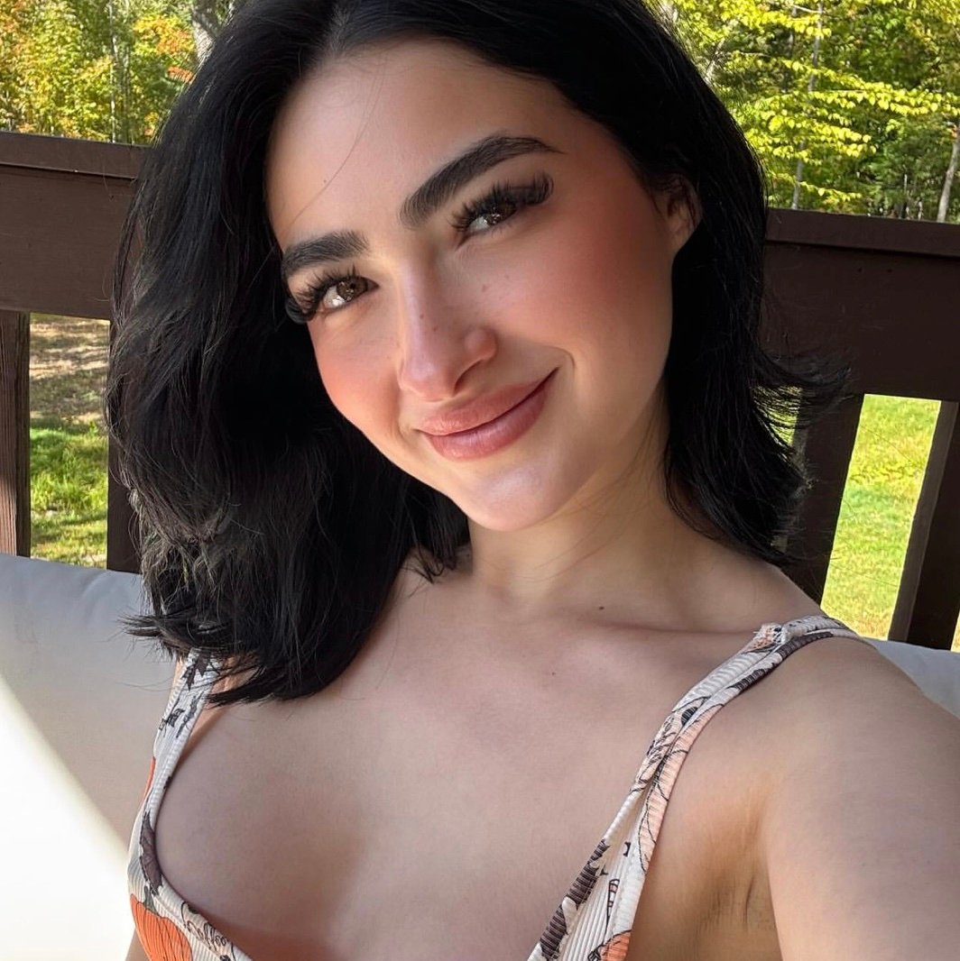 Jaileenl28y's profile picture. 