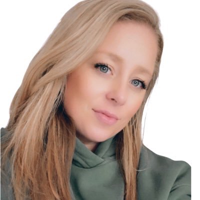 CoachChelseaAlt's profile picture. •National Champion💍 •International Champion🥇•5X All-Star✨ •Honorary ESPY Award Winner🏆 •Football Coach🏈 •Women in sports advocate🫶🏻 #HERstory✍🏻