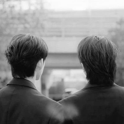 _kurarara_'s profile picture. 🇰🇷🇺🇸
아포방포 ARMY 💜 Westie 🎸🦈 ❤️💙
fan account