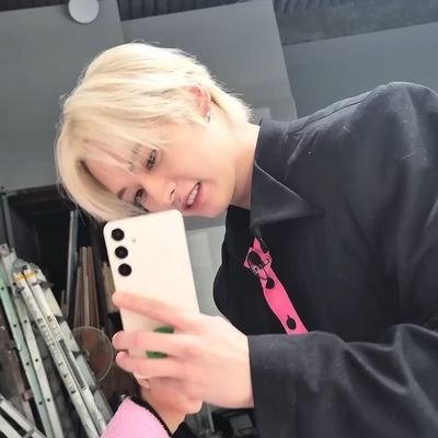 wecker33577's profile picture. 