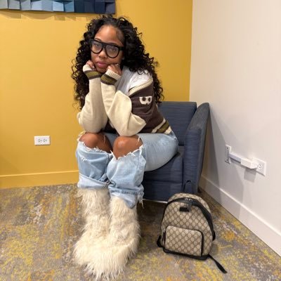 _chasitycharnae's profile picture. chicago.