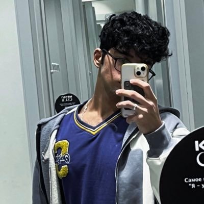 r1cism's profile picture. rand