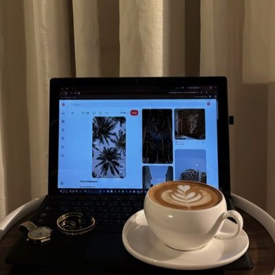 ilalshahran's profile picture. اللهم إن نمت طويلاً أيقظني على نور جنتك .. 🕊