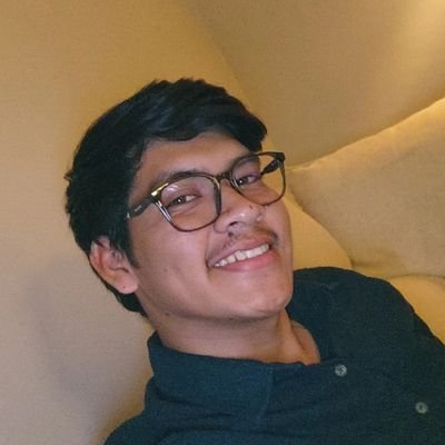 AdrianoRichar19's profile picture. 