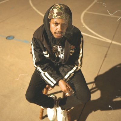 marmasih1's profile picture. new twitter... I dropped a new EP by the way👇🏾