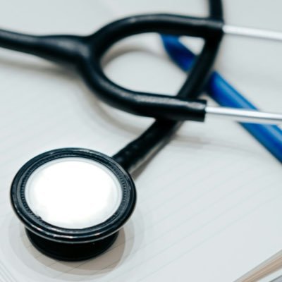 amguey's profile picture. Médecin 💊💉🩺 -🇸🇳- ⚽️ OM 💙🤍🏆🥇