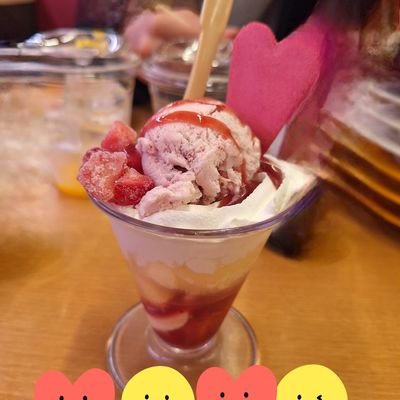 0504HomeMSD3210's profile picture. 介護初任者研修取得済み
介護士のパート7/1～。
介護士さん、介護施設さんフォローします。介護士さん、繋がりたい✨
臭いに悩む人、繋がりたい✨
猫飼いたいよ～👍️
ねこ、料理、旅行、TVer、ドラマ、占い🔮、YouTube、読書(知念さん)大好き