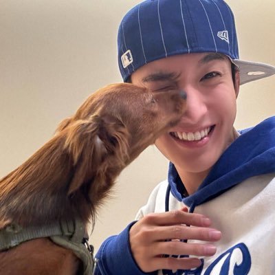 delleecate's profile picture. for the lees ⚔️🦌