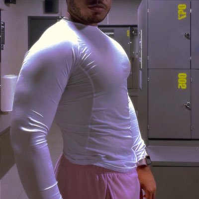 _LeMale's profile picture. This account is a safe space for nobody, for your own sanity please just leave.