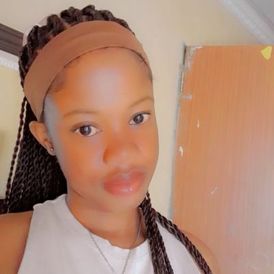 KagisoSizakele's profile picture. 🌍Khumo❤️student @University Of South Africa(UNISA) @KaizerChiefs @ManCity‘s Fan❤️🍾✌🏽