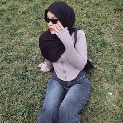 zelphira_'s profile picture. web3 enthusiastic | an artist | farm SAD