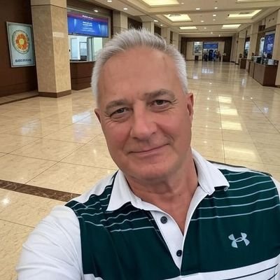 Exterminat74277's profile picture. Be a creative person🤩