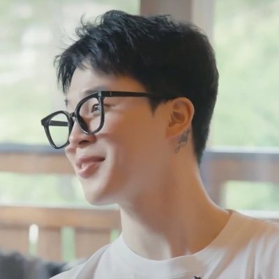 _3srox7's profile picture. everything will be okay 
.