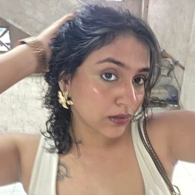 crankyranterr's profile picture. a sunset a day, keeps your worries away | she/her