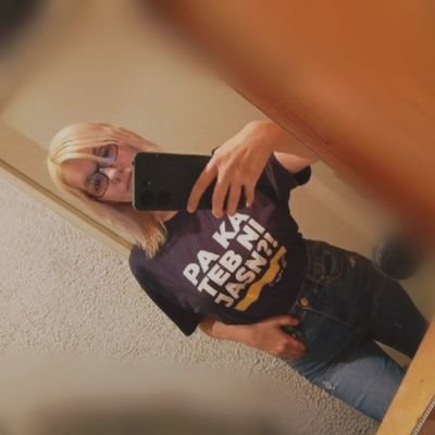 mlinarca's profile picture. Proti feminizmu, proti anarhizmu.