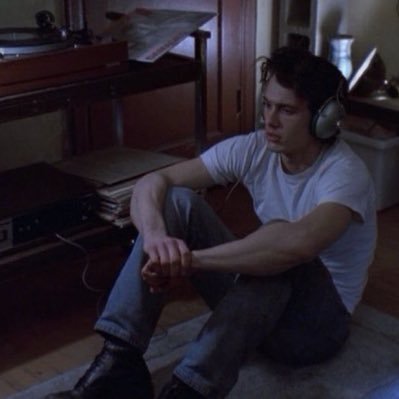 errbdyhat3stare's profile picture. rich, soon 🩺 i’m cool sometimes