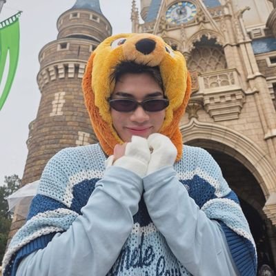 gemfoury's profile picture. --- mostly about my cutie gemfot 