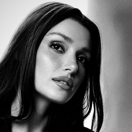 Nyx_incoerente_'s profile picture. Hande Erçel