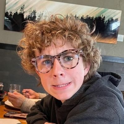 tayminist's profile picture. splendidly selfish, charmingly helpless, excellent fun 'til you get to know her.