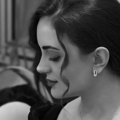 MeowGorbeh's profile picture. دانشجوی پزشکی نیستم.