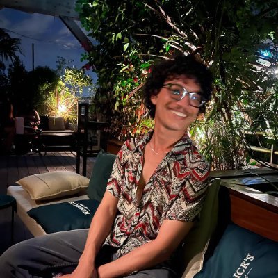 i_khaan9's profile picture. 