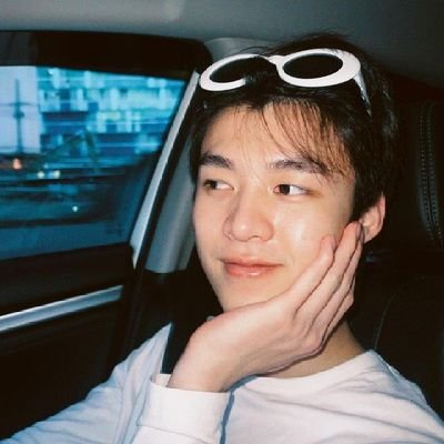 estsuphae's profile picture. 